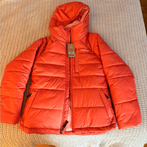 Patagonia Other - Patagonia Spiced Coral Insulated Jacket - NWT